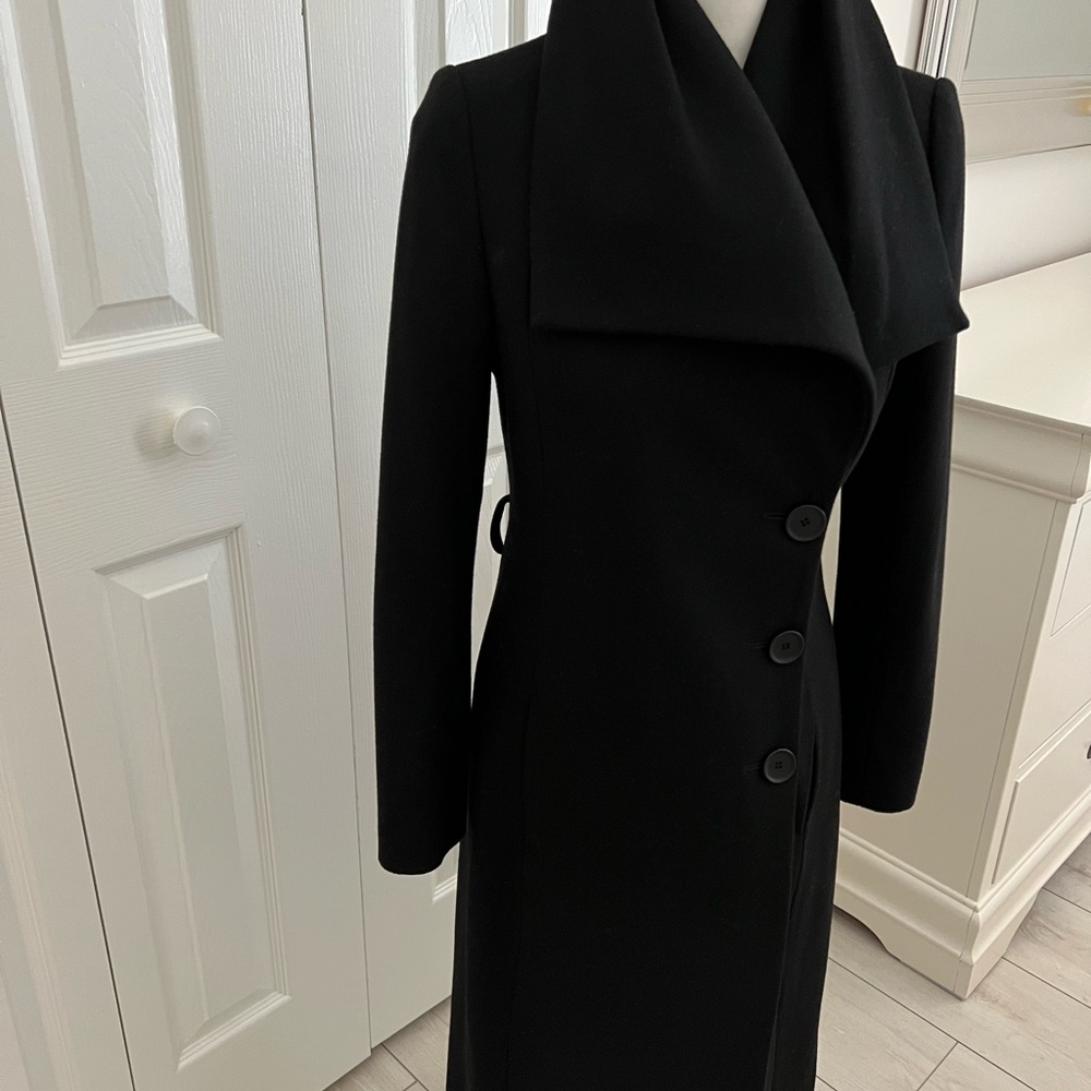 Elegant Black Button-Up Wool / Laine Coat with belt. Size XXS - Picture 2 of 11